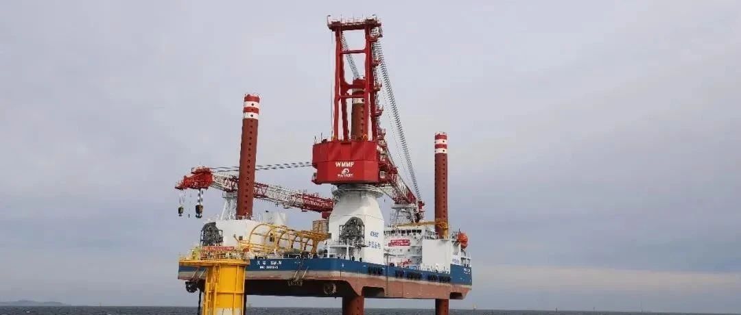 大连庄河海上风电项目首台风机顺利吊装