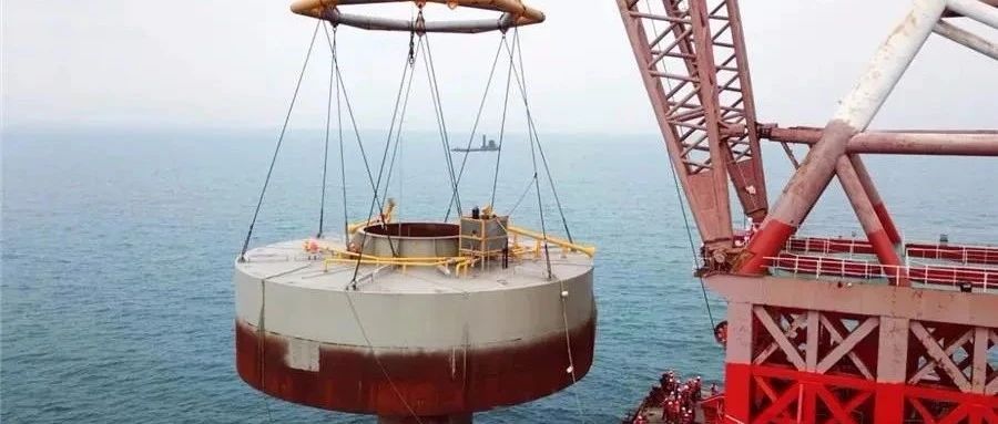 筒型基础智能水力压（拔）桩机在海上风电的应用