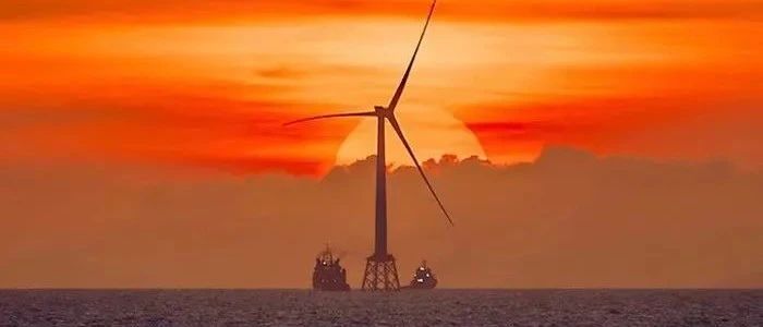 图集 | 国内首个单体大容量海上风电项目吊装完成