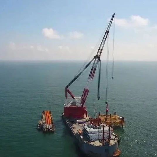我国首个离岸最远、水深最深及装机规模最大海上风电项目开工